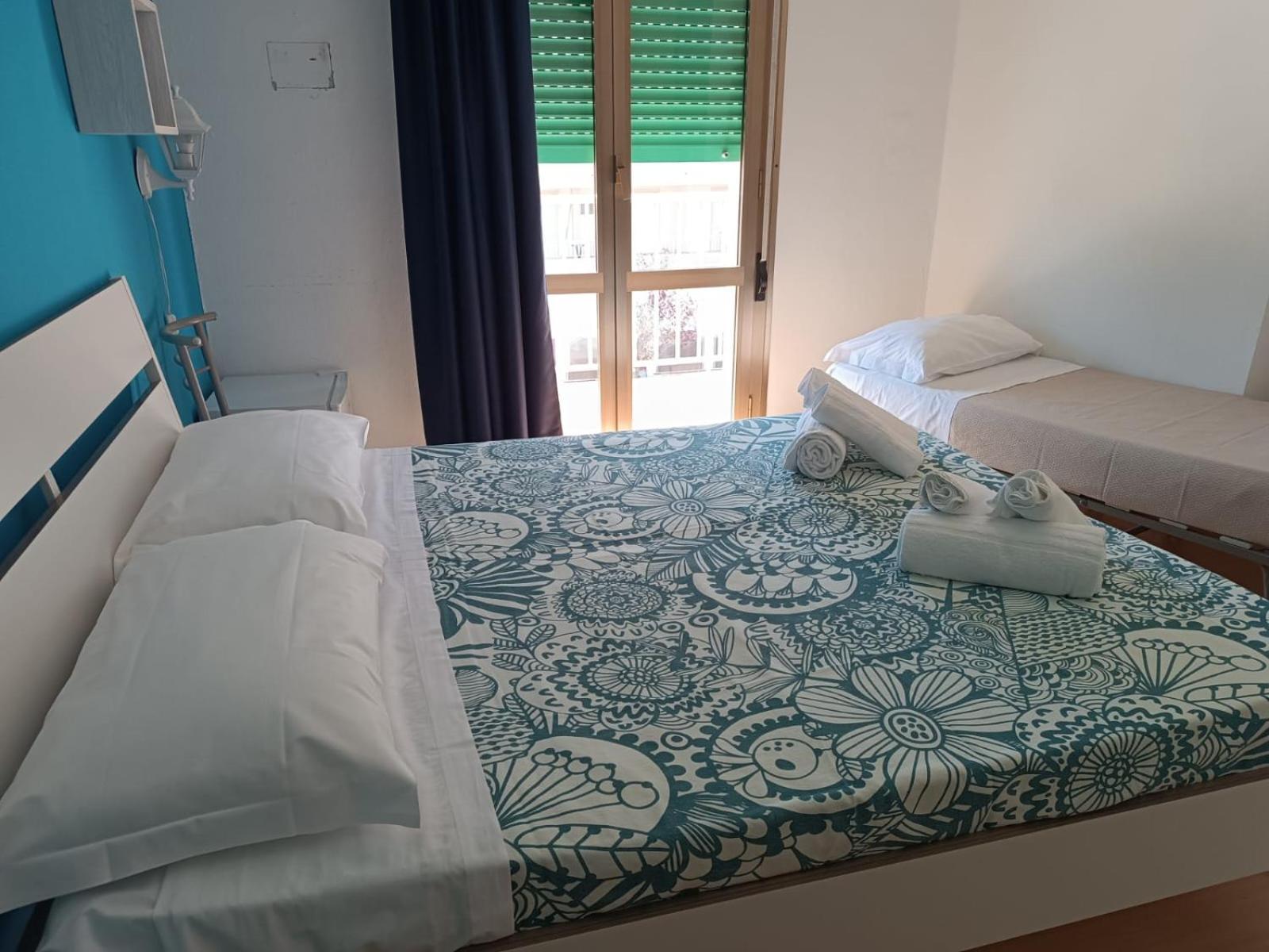 Hotel Centrale Eraclea Mare Esterno foto